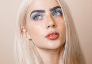 Read more about the article PLATINADO DA JADE PICON: CONHEÇA A MELHOR FORMA DE CUIDAR DO LOIRO